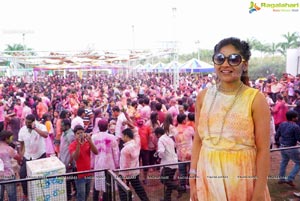 Madhulagna Das Bang Bang Holi Fest 2016