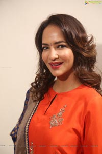 Lakshmi Manchu HQ Photos