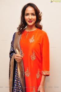 Lakshmi Manchu HQ Photos