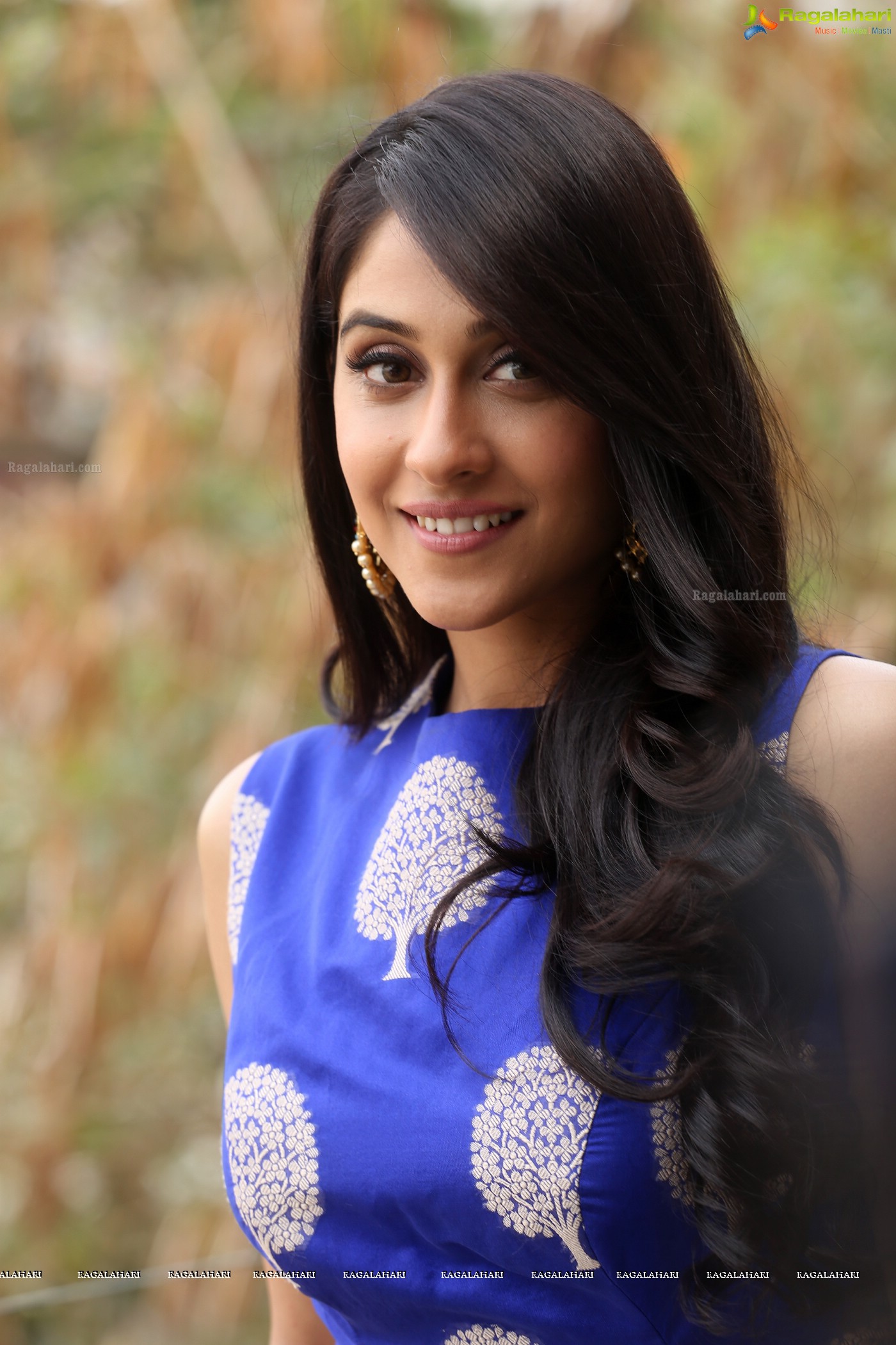 Regina Cassandra (Posters)