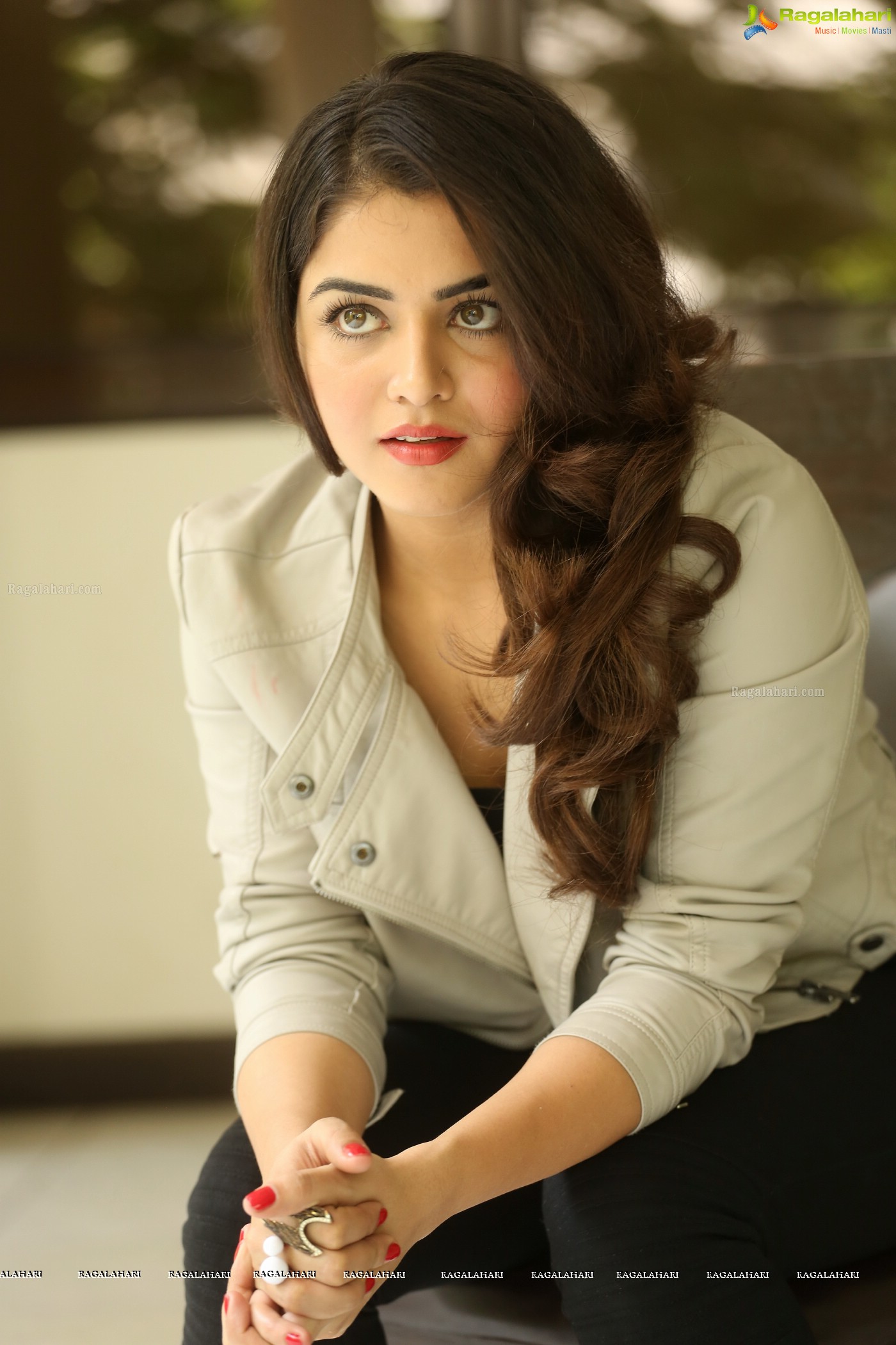 Wamiqa Gabbi (Posters)