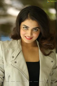 Wamiqa Gabbi High Resolution Photos