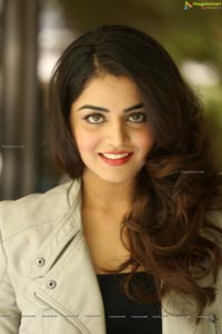 Wamiqa Gabbi High Resolution Photos