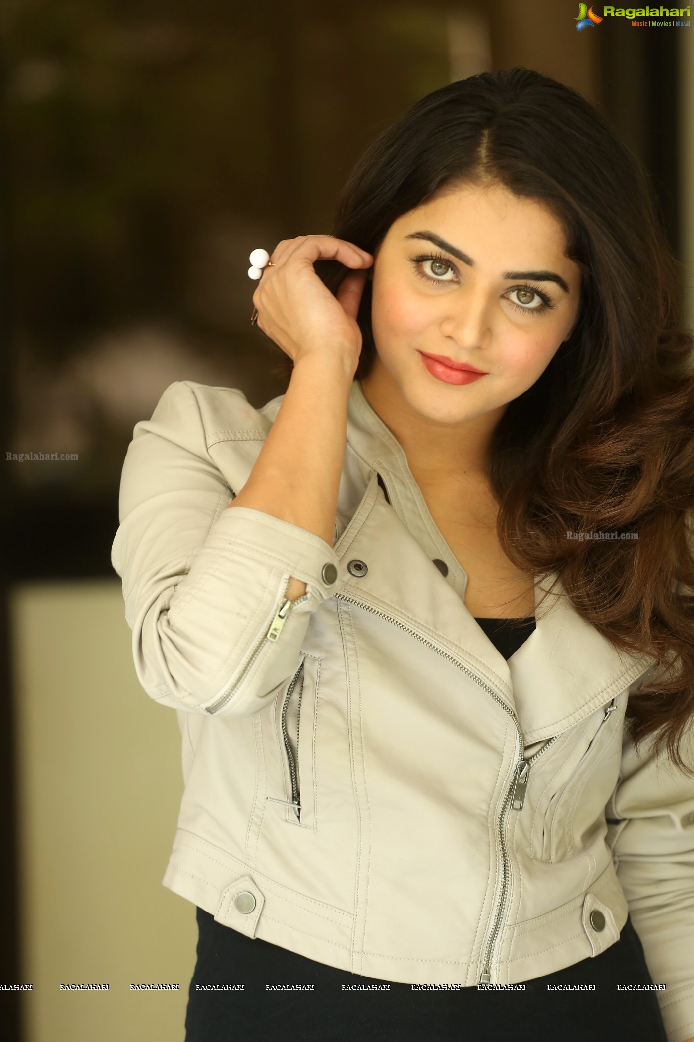 Wamiqa Gabbi (Posters)