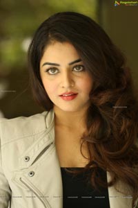 Wamiqa Gabbi High Resolution Photos