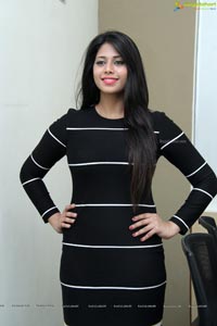 Aliya Shaikh Photos