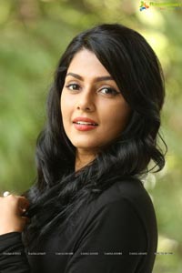 Anisha Ambrose Photos