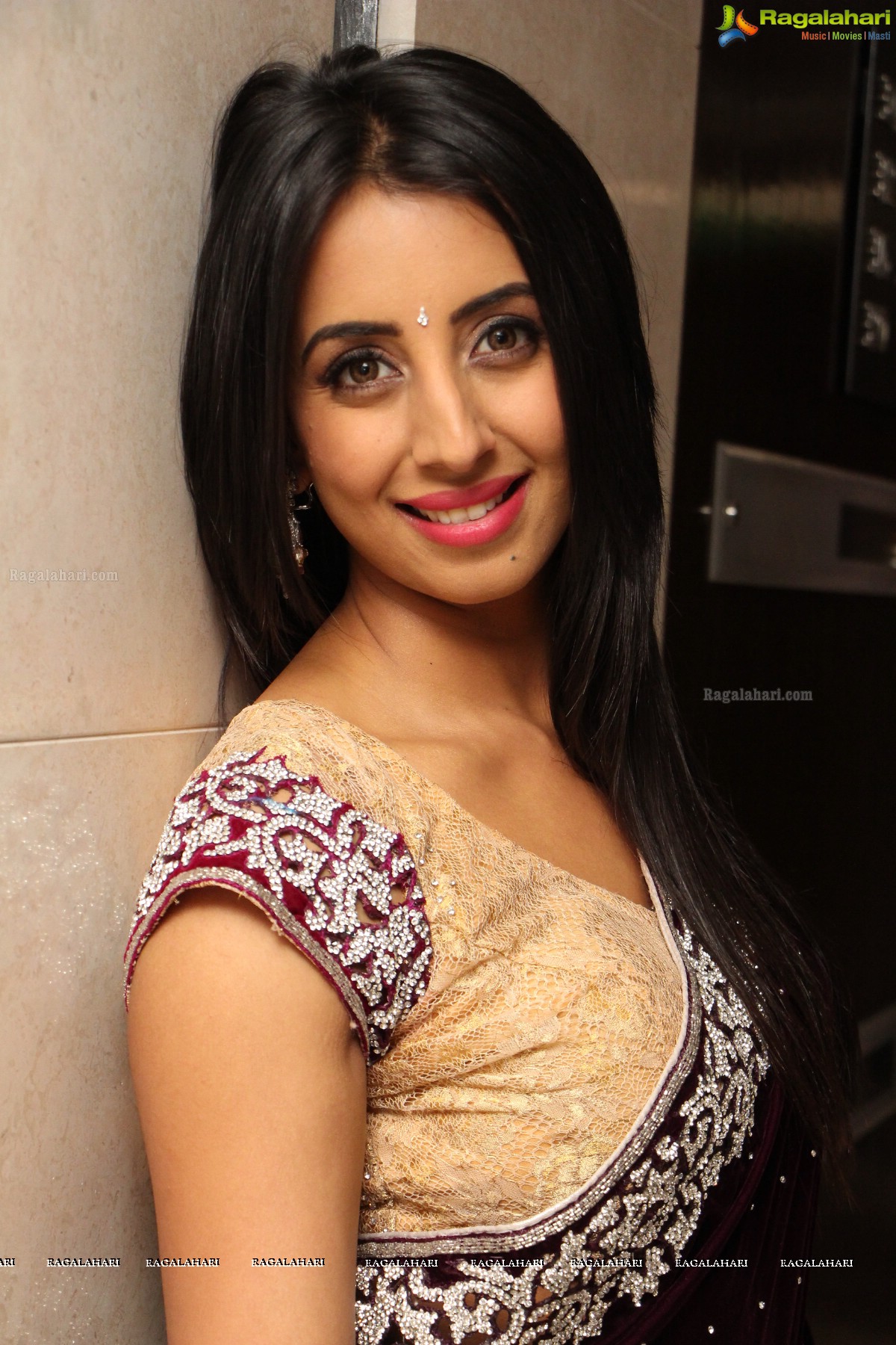 Sanjjanaa Galrani