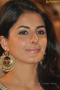 Isha Talwar Photos