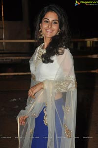 Isha Talwar Photos