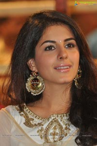 Isha Talwar Photos