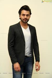 Prince Khurana Photos