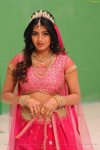 Hebah Patel Photos