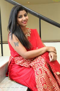 Actress Geethanjali Thasya