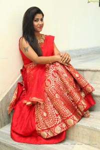 Actress Geethanjali Thasya