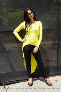 Actress Sanjjanaa Galrani