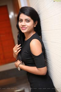 Sumaya HD Photos