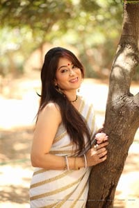 TV Actress Lakshmi