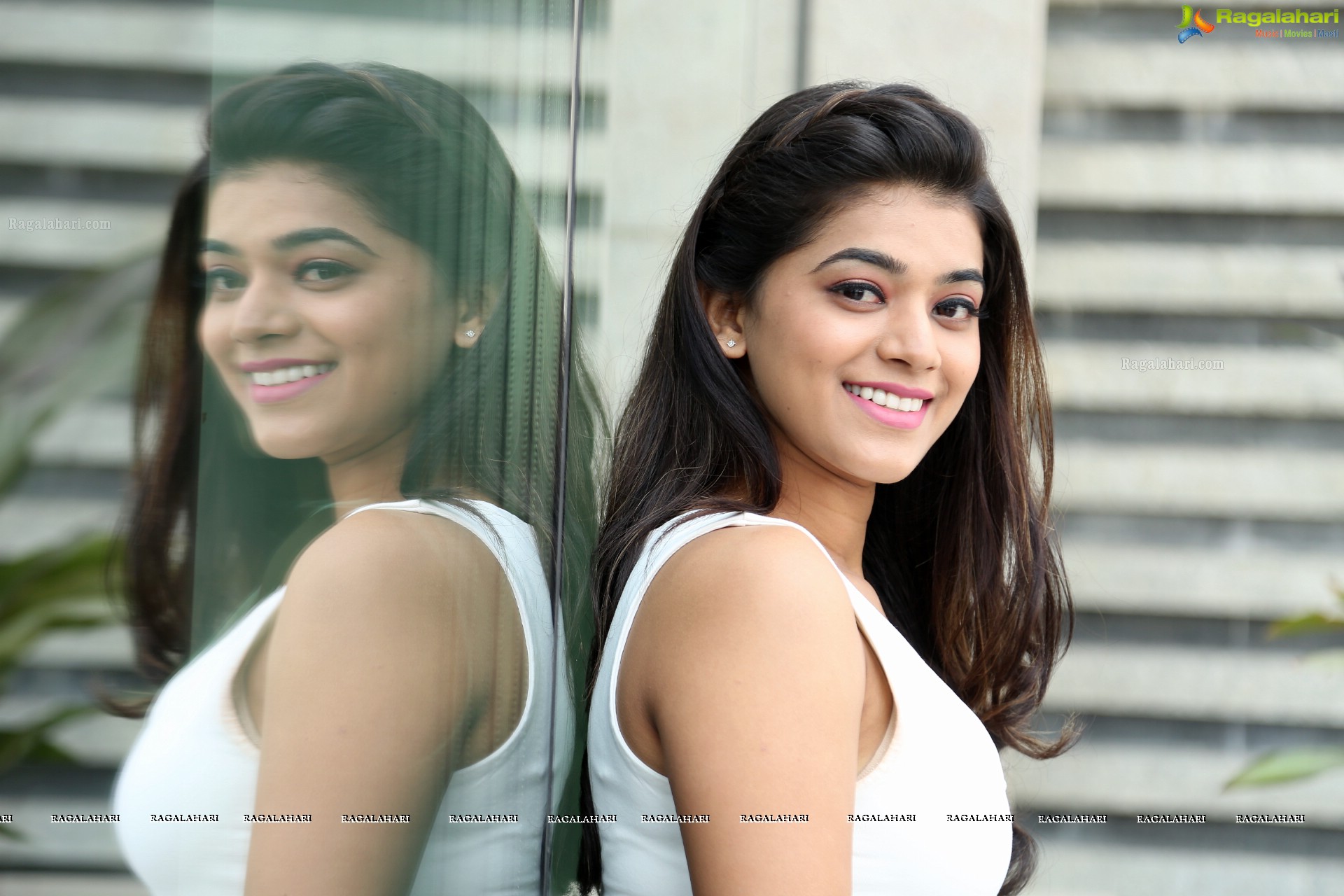 Yamini Bhaskar (High Definition)