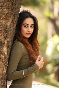 Amiksha Pawar HD Photos