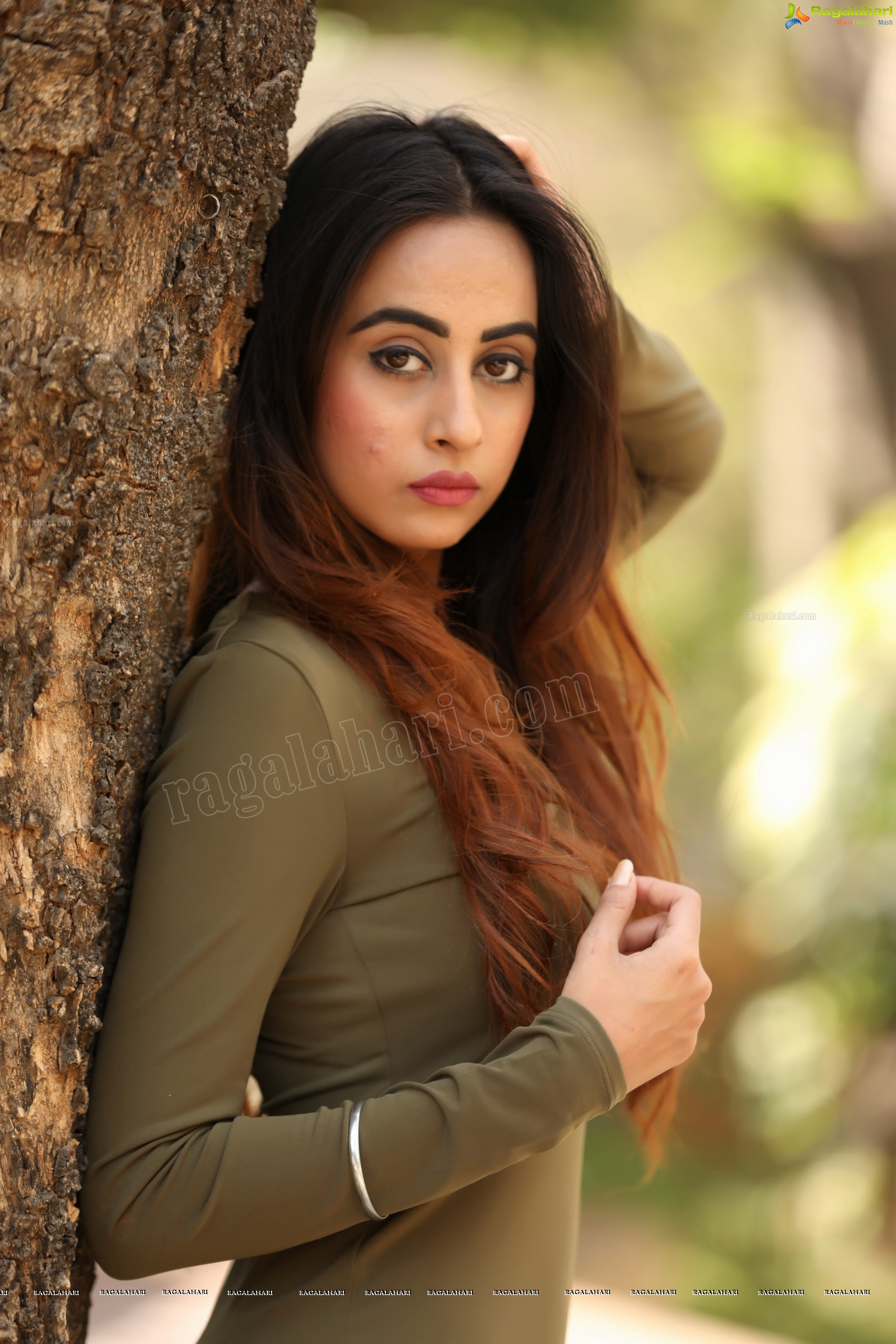 Amiksha Pawar (Exclusive) (High Definition)