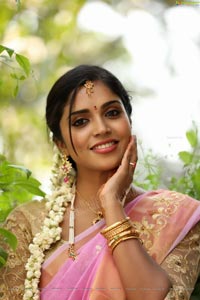 Karunya Chowdary Ugadi Photo Shoot