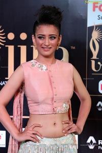 Akshara Haasan