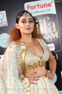 Apoorva IIFA 2017