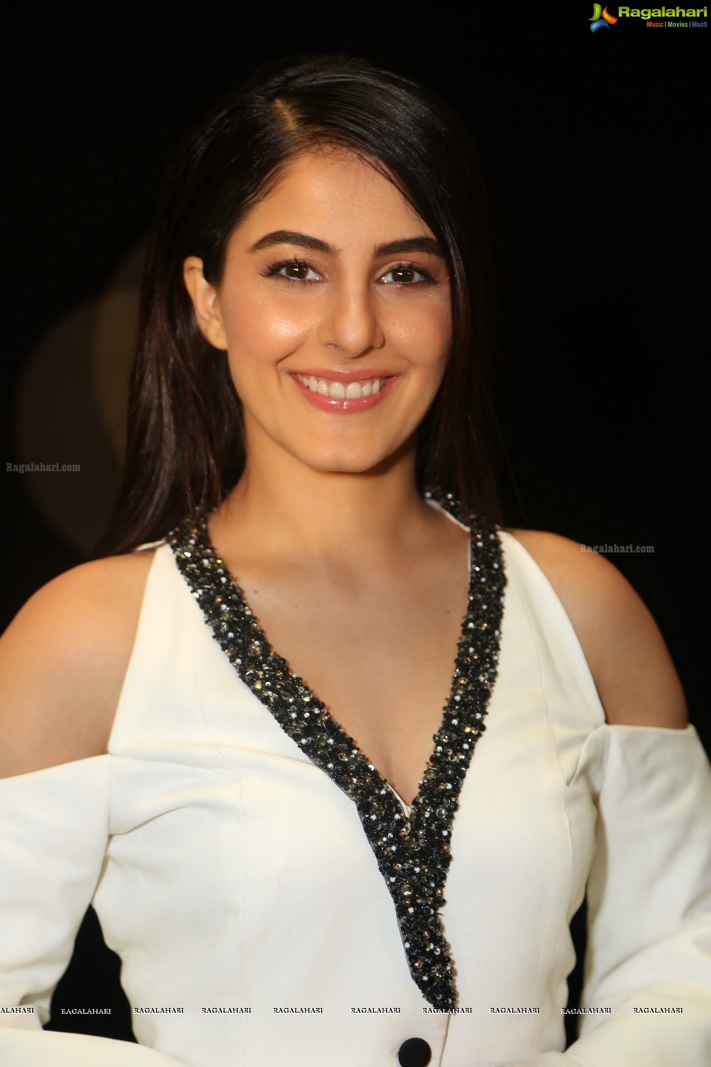 Isha Talwar (Posters)