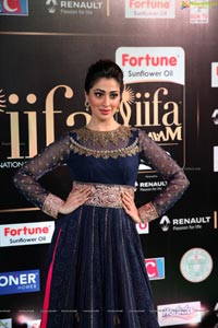 Raai Laxmi