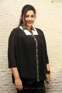 Meena HQ Photos