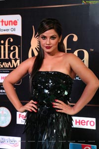 Neetu Chandra IIFA