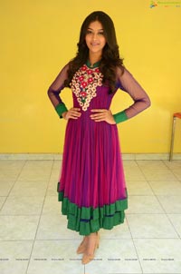 Pooja Jhaveri HQ Photos