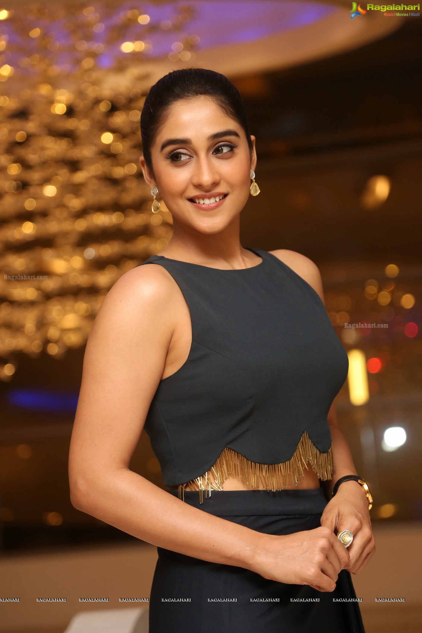 Regina Cassandra (Posters)