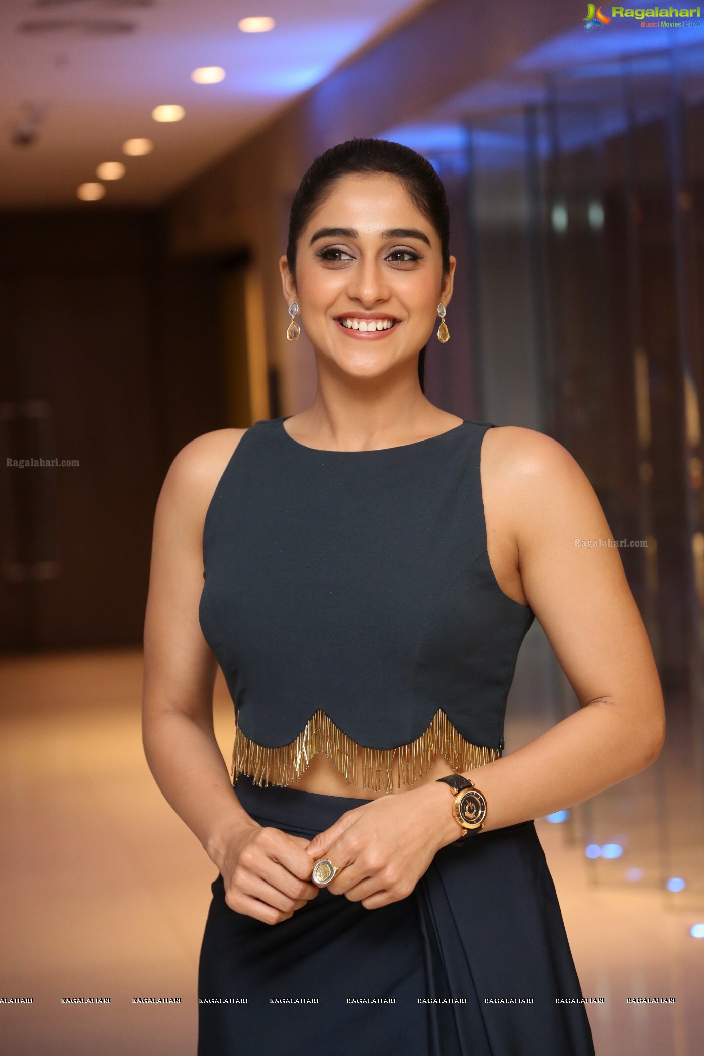 Regina Cassandra (Posters)