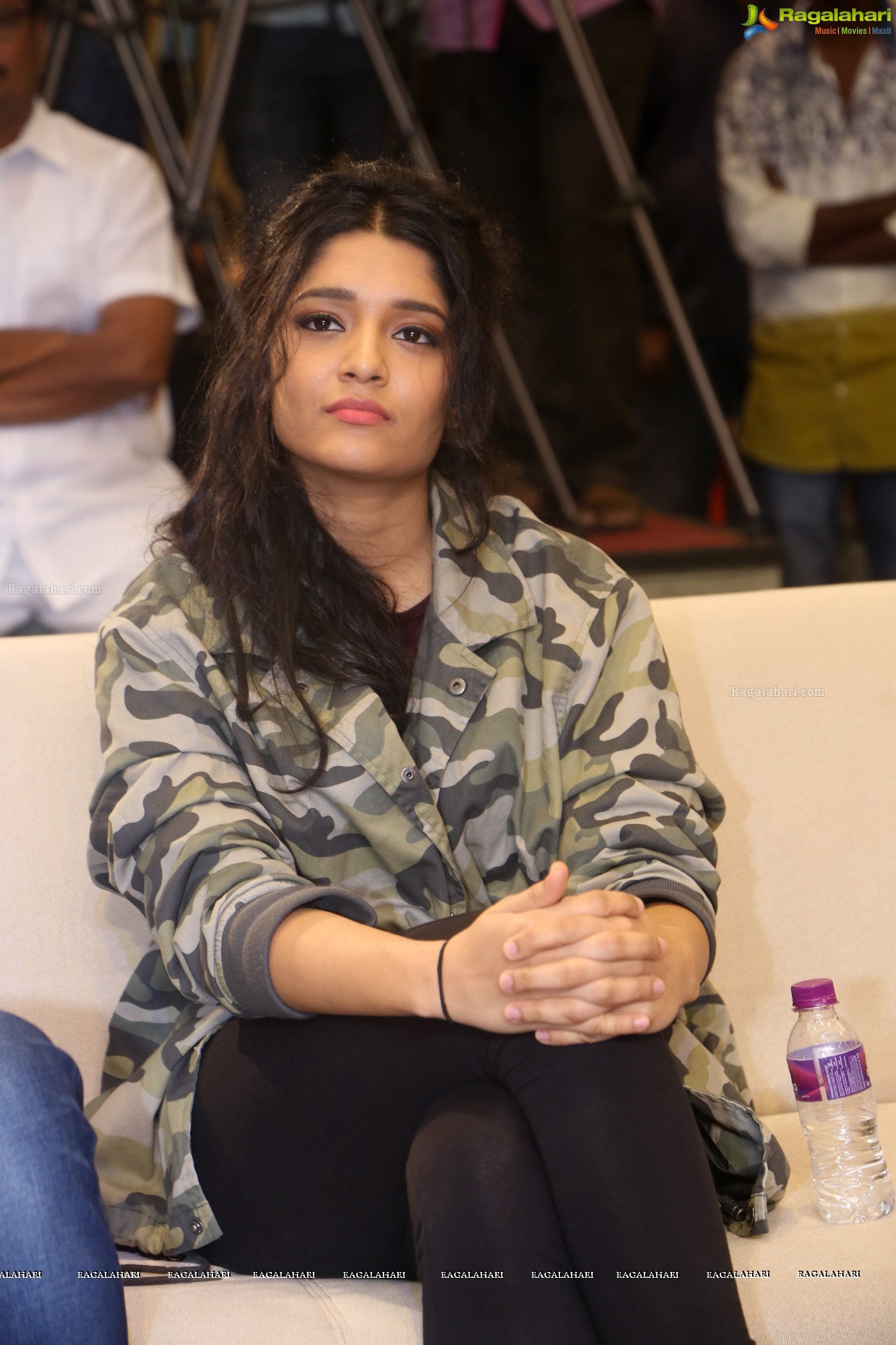 Ritika Singh (Posters)