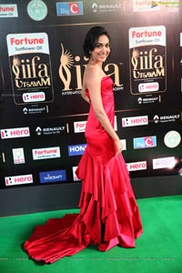 Ritu Varma IIFA 2017