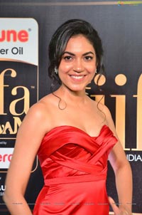 Ritu Varma IIFA 2017