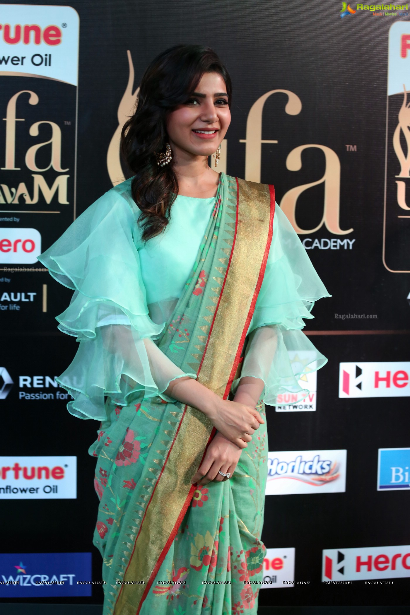 Samantha at IIFA Utsavam 2017