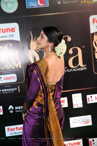 Sanjjanaa IIFA 2017