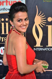 Shraddha Srinath IIFA 2017