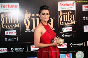Shraddha Srinath IIFA 2017