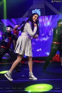 Sunny Leone Dance