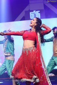 Sunny Leone Dance