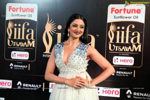 Vimala Raman IIFA 2017