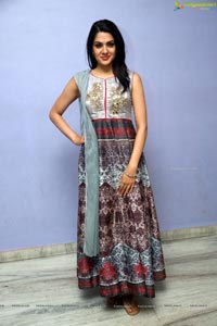 Actress Sakshi Chowdary