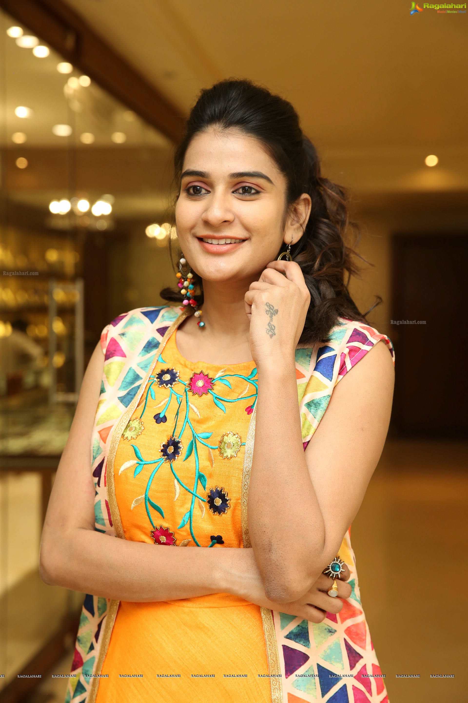 Jenny Honey at Khawaaish Lifestyle Exhibition Launch - HD Gallery