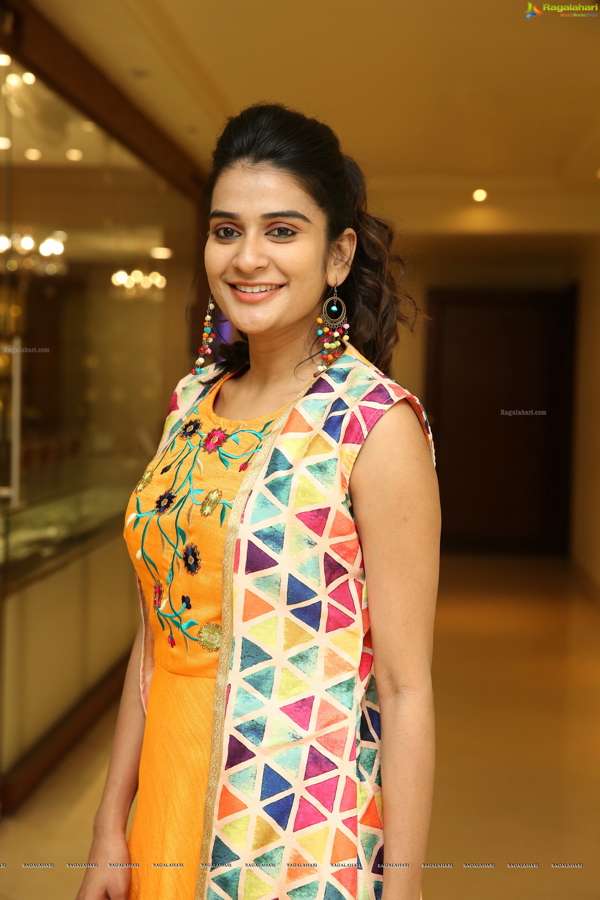 Jenny Honey at Khawaaish Lifestyle Exhibition Launch - HD Gallery