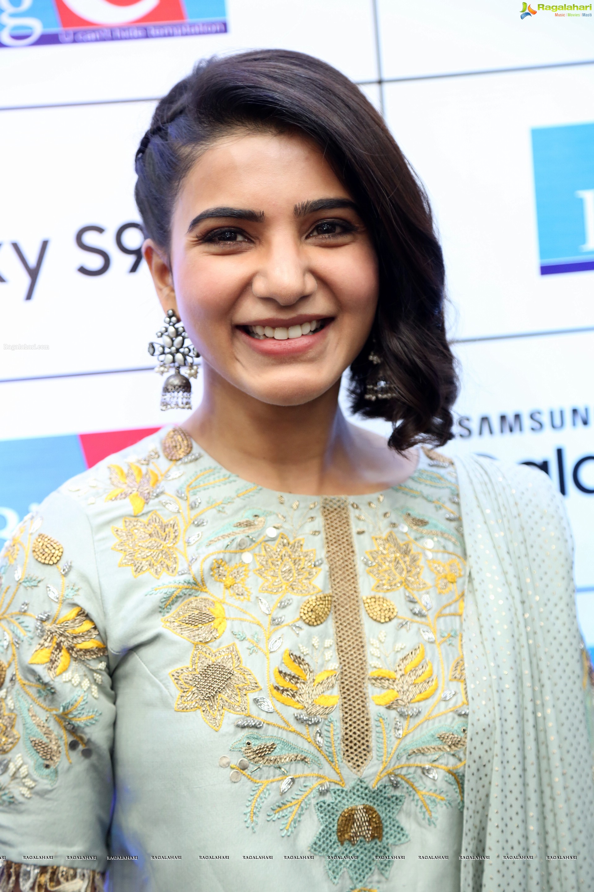 Samantha at Samsung Galaxy S9 launch, HD Gallery