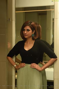 Shraddha Das in Long Green Skirt